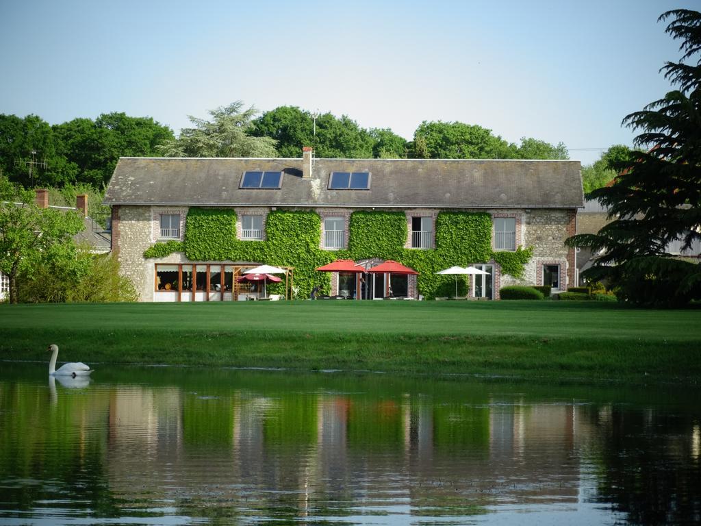 Domaine De La Guignardiere Vievy-le-Raye Экстерьер фото